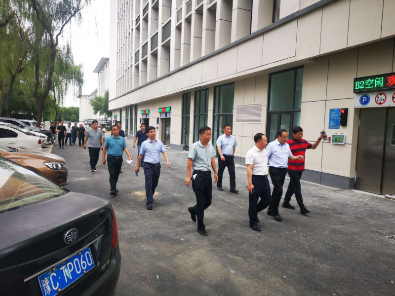 洛陽市委常委、市政府黨組成員魏建平 督導調研我市城市停車場重點項目建設工作